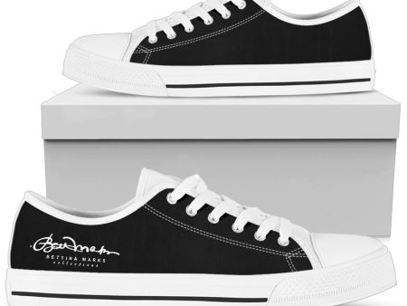 Black Signature Low Top Sneakers Supply